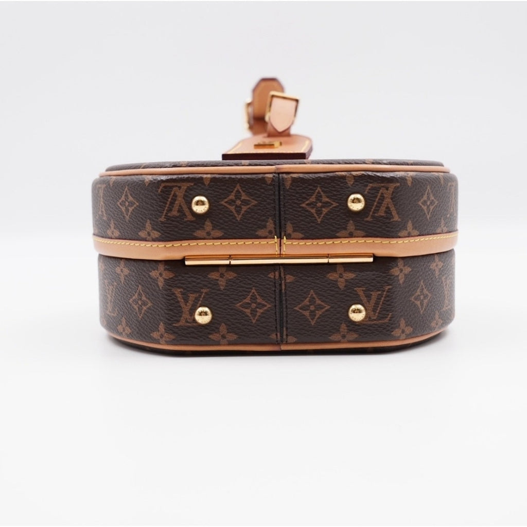 CE26 💟 Louis Vuitton Petite Boite Chapeau Monogram Crossbody Bag