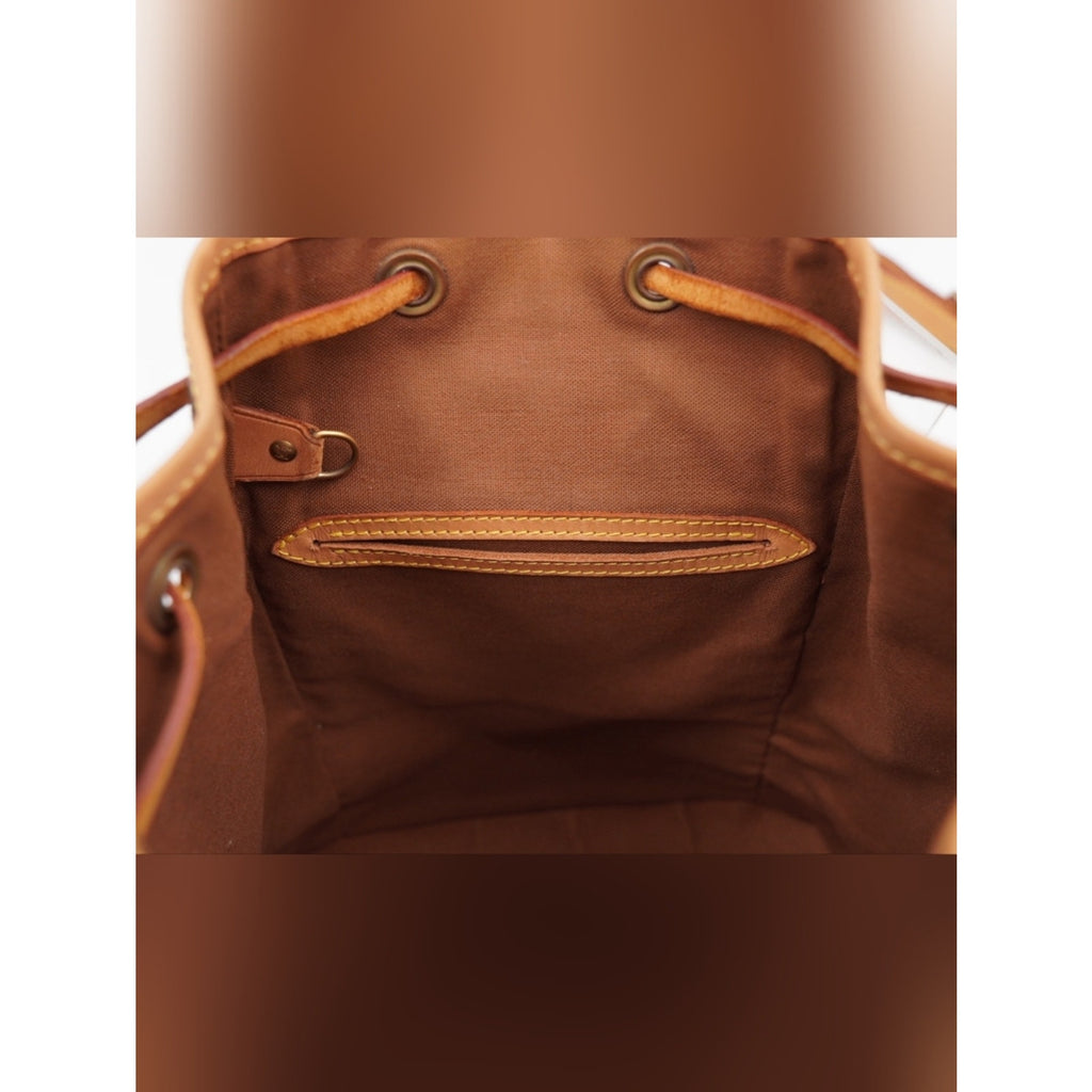 CG44 💗 Louis Vuitton Monogram Montsouris MM Backpack