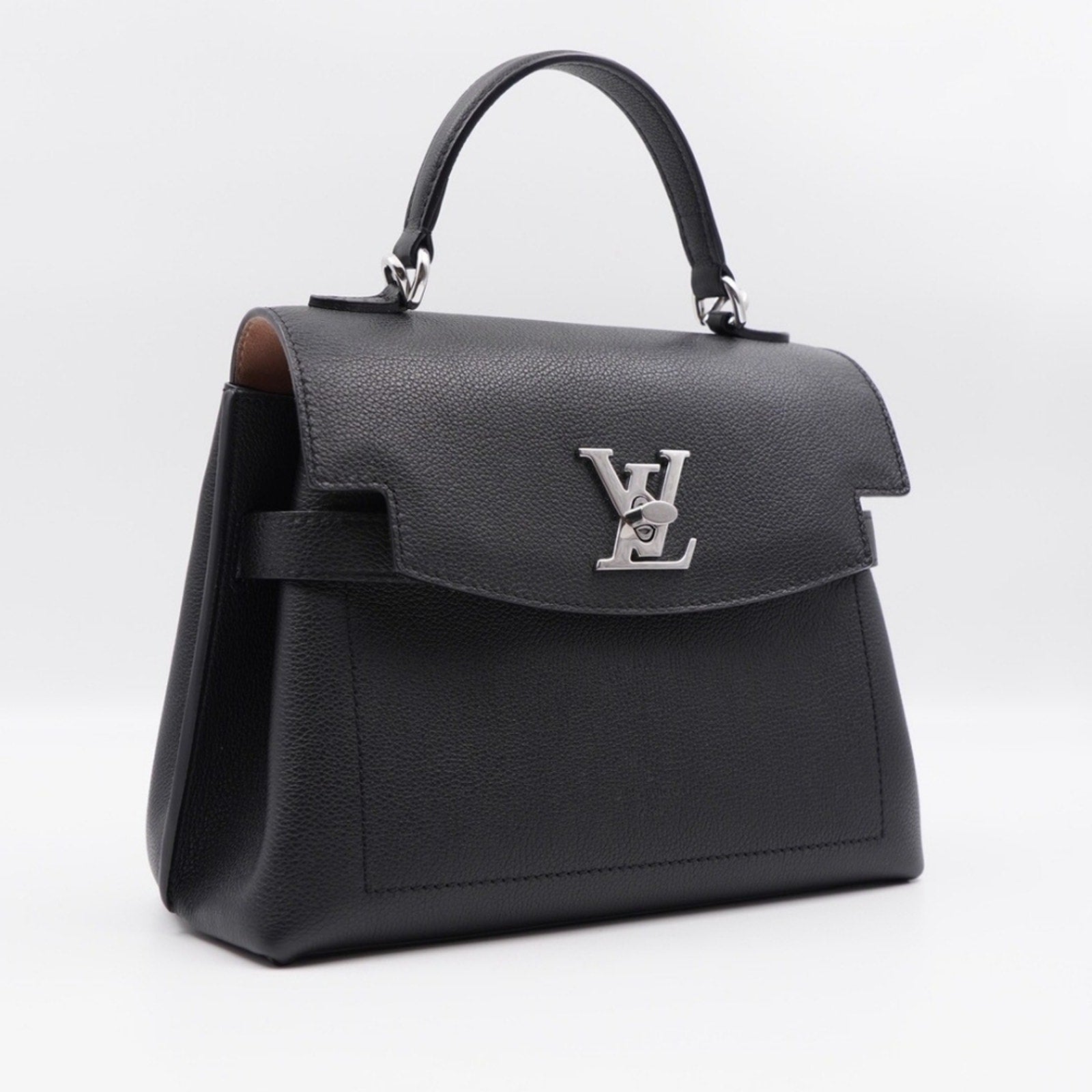 CE31 💟 Louis Vuitton Calfskin Lockme Ever BB Black