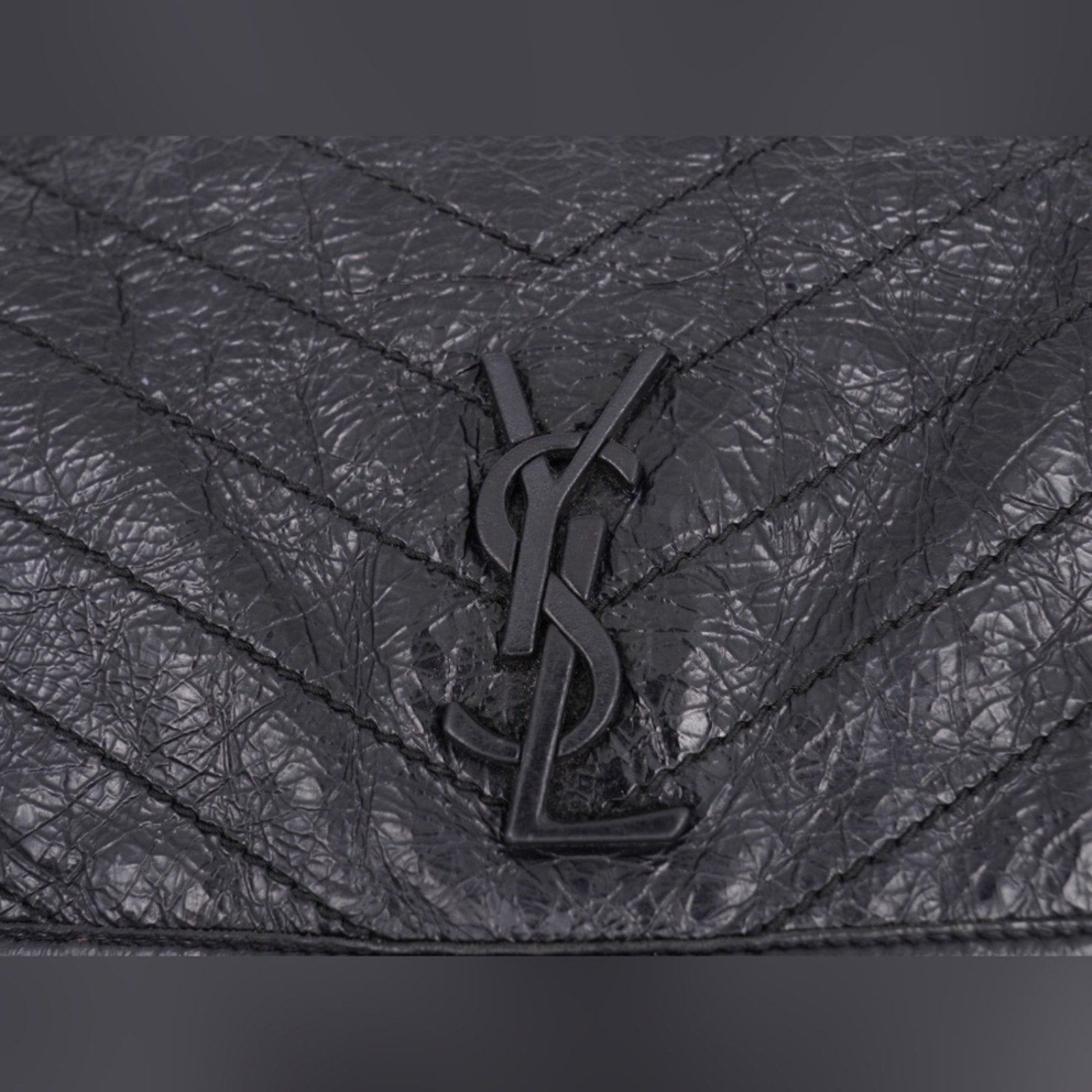CF12 💟 Saint Laurent Chevron Niki Large