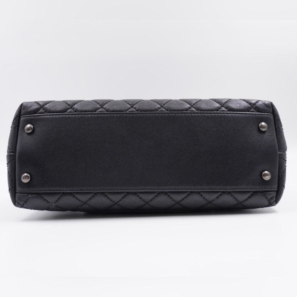 BY09 💕 Chanel Caviar Quilted Small Coco Handle Flap