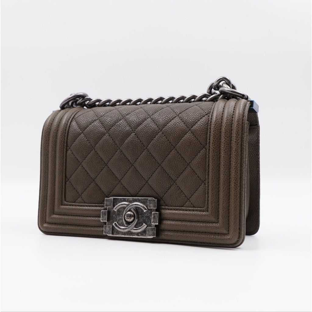 CC25 ❤️ Chanel Caviar Quilted Small Boy Flap