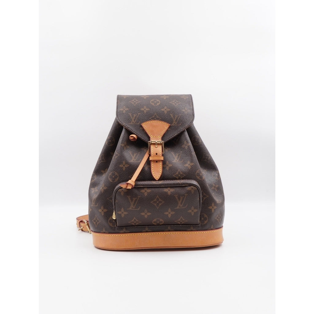 CG44 💗 Louis Vuitton Monogram Montsouris MM Backpack