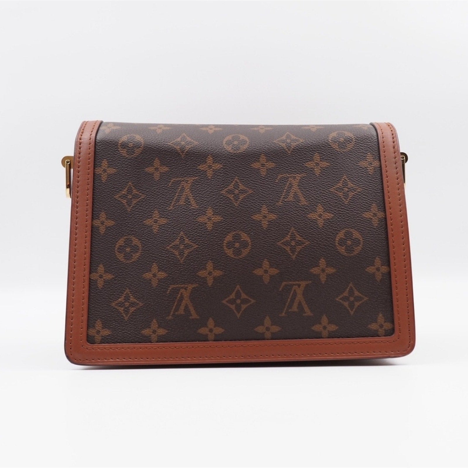 CF13 💟 Louis Vuitton Reverse Monogram Dauphine MM