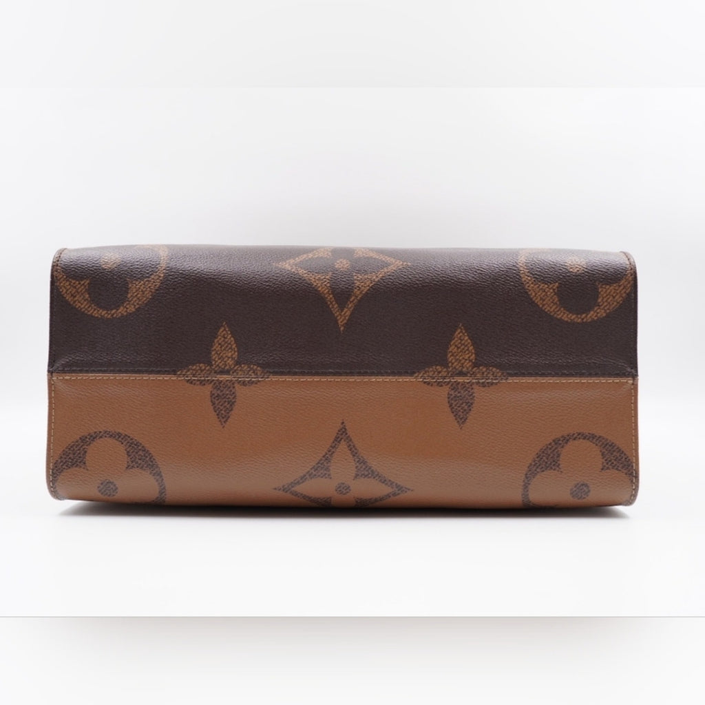 CE24 💟 Louis Vuitton Reverse Monogram Giant Onthego MM