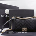 CC26 ❤️ Chanel Caviar Quilted Medium Boy Flap Black