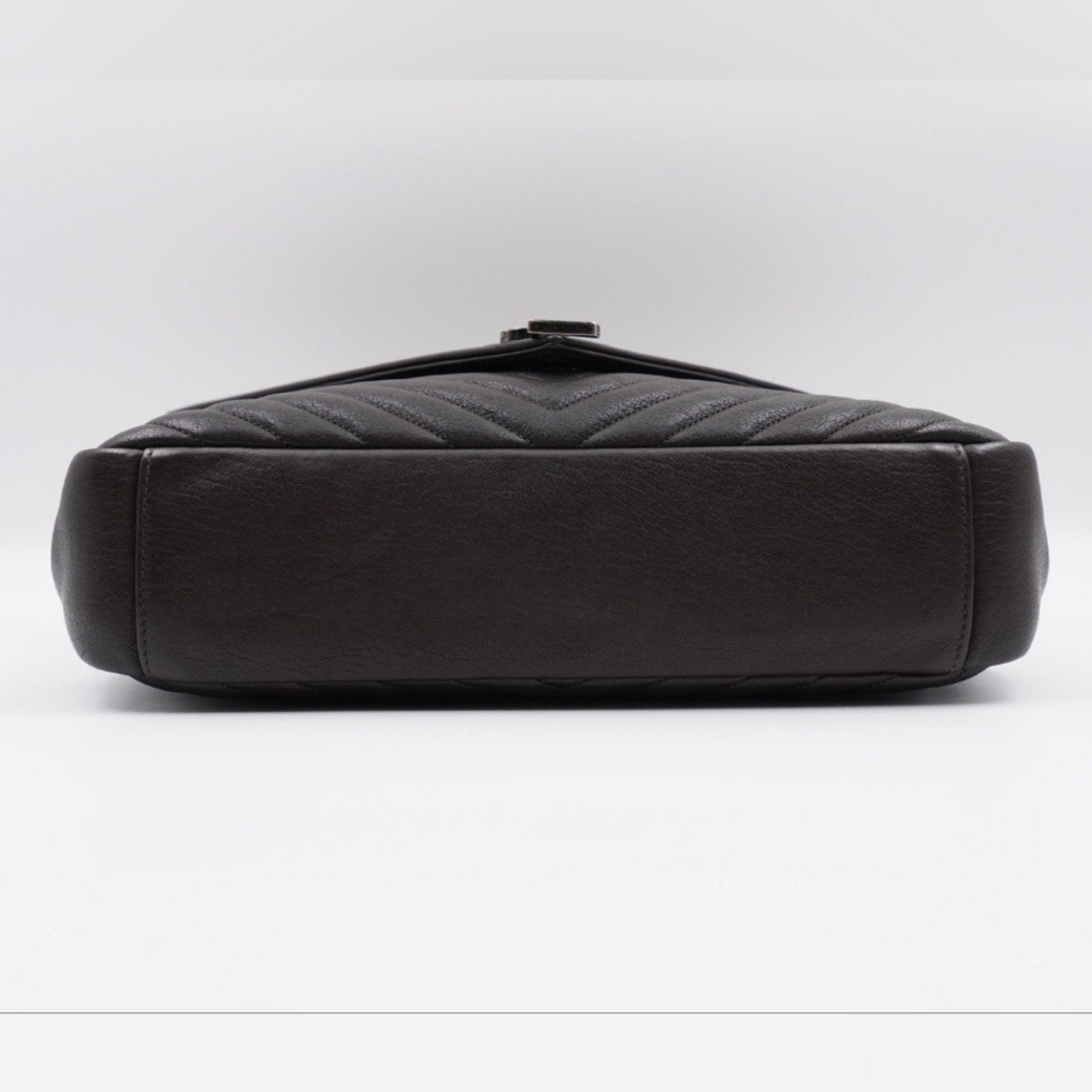 CG10 💟 Saint Laurent Leather College Large
