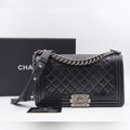 CD04 💖 CHANEL Lambskin Quilted Boy Flap Medium