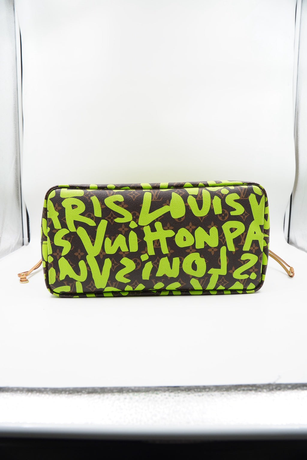 CM01 💗 Louis Vuitton Monogram Graffiti Neverfull GM Green