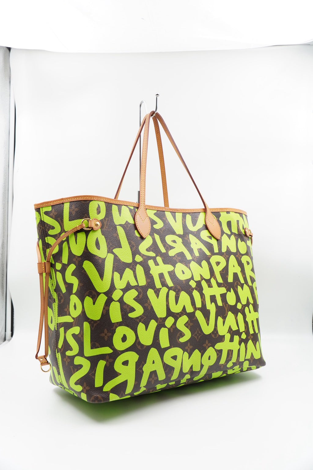CM01 💗 Louis Vuitton Monogram Graffiti Neverfull GM Green