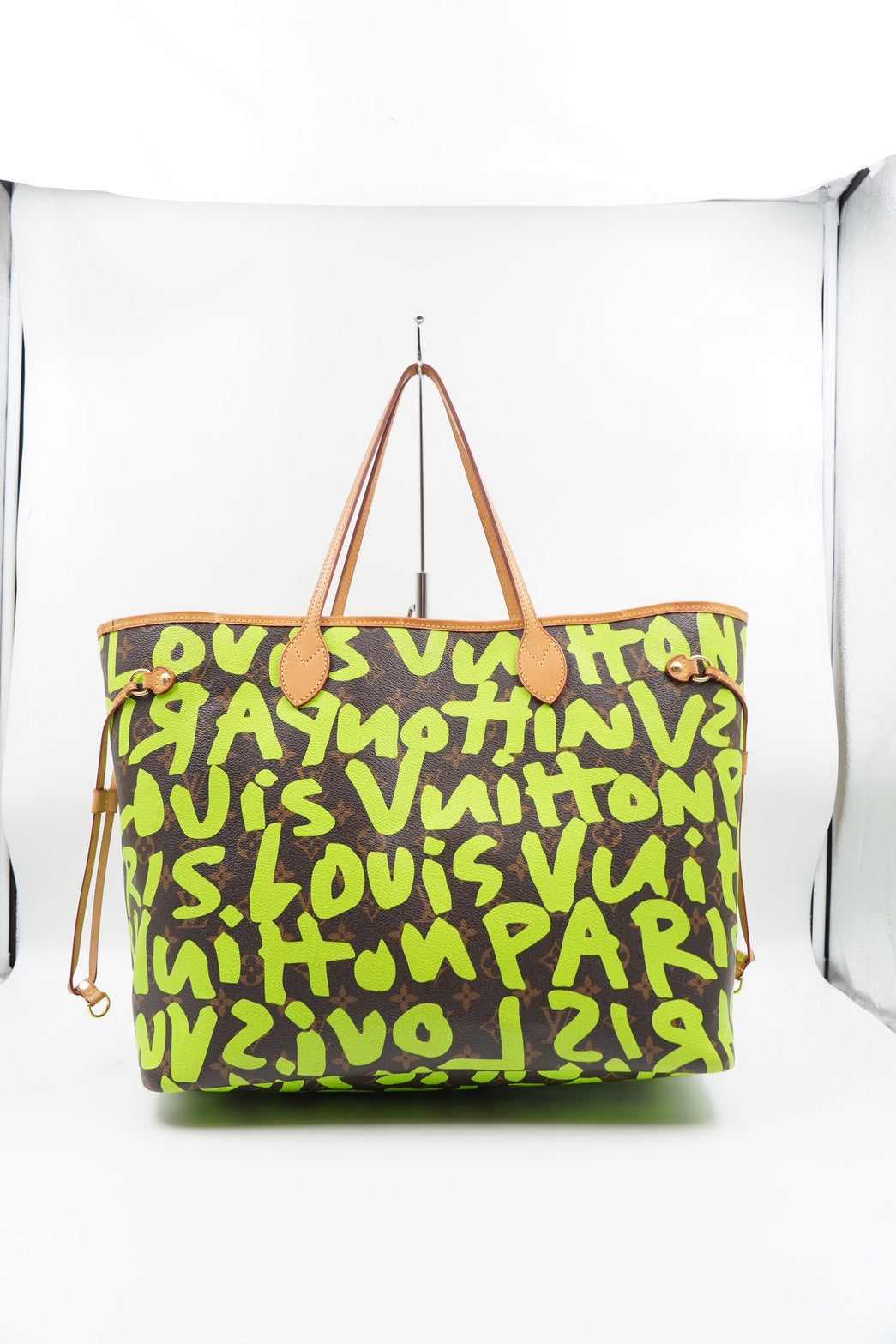 CM01 💗 Louis Vuitton Monogram Graffiti Neverfull GM Green